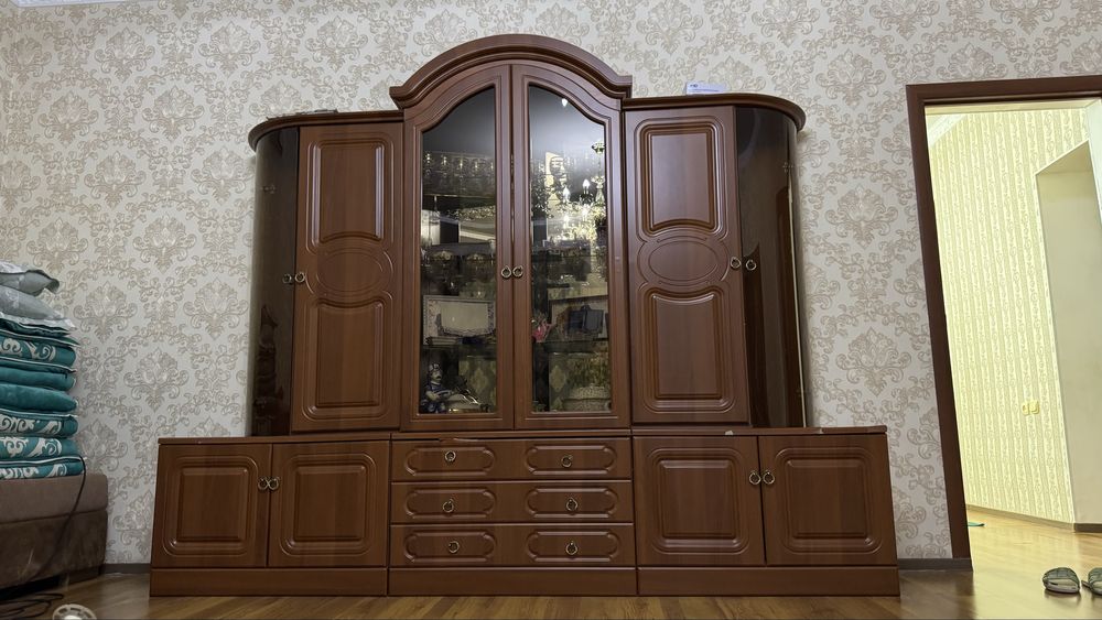 Сервант сатылады