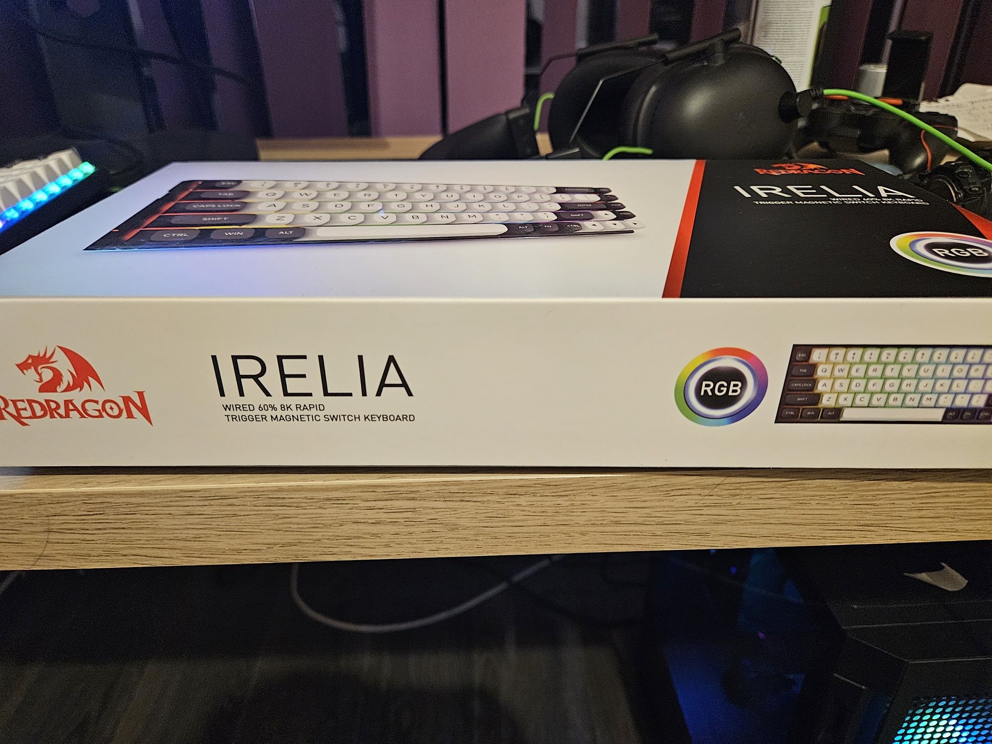 Магнитна клавиатура redragon irelia