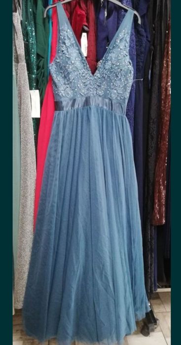 Rochie cu trena, voal și dantela, scurta sau lunga