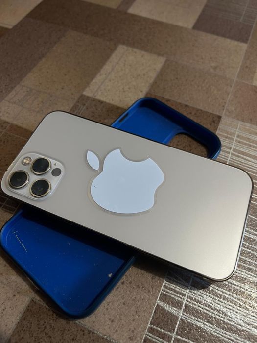 12 pro золотистый свет