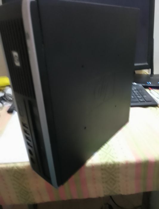 Компютър HP+Монитор+клавиатура и мишка