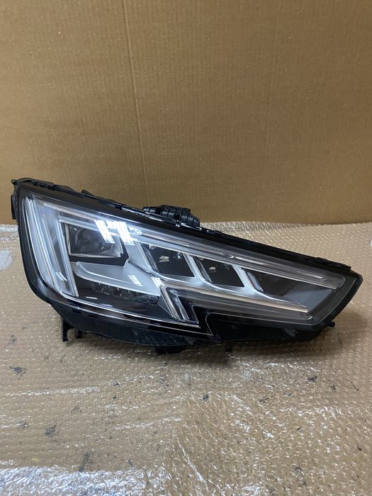 Far dreapta audi a4 b9 full led matrix