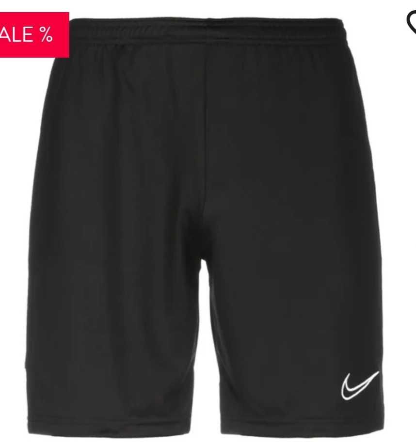 Оригинален екип на Nike! ХХЛ