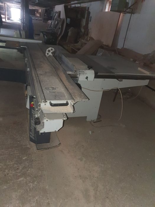 Circular cu incizor marca holzprod . Utilaj industrial stare perfrcta