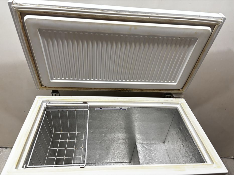 Морозильник !!!Срочно продам за 15тыс !!!В хорошем состоянии