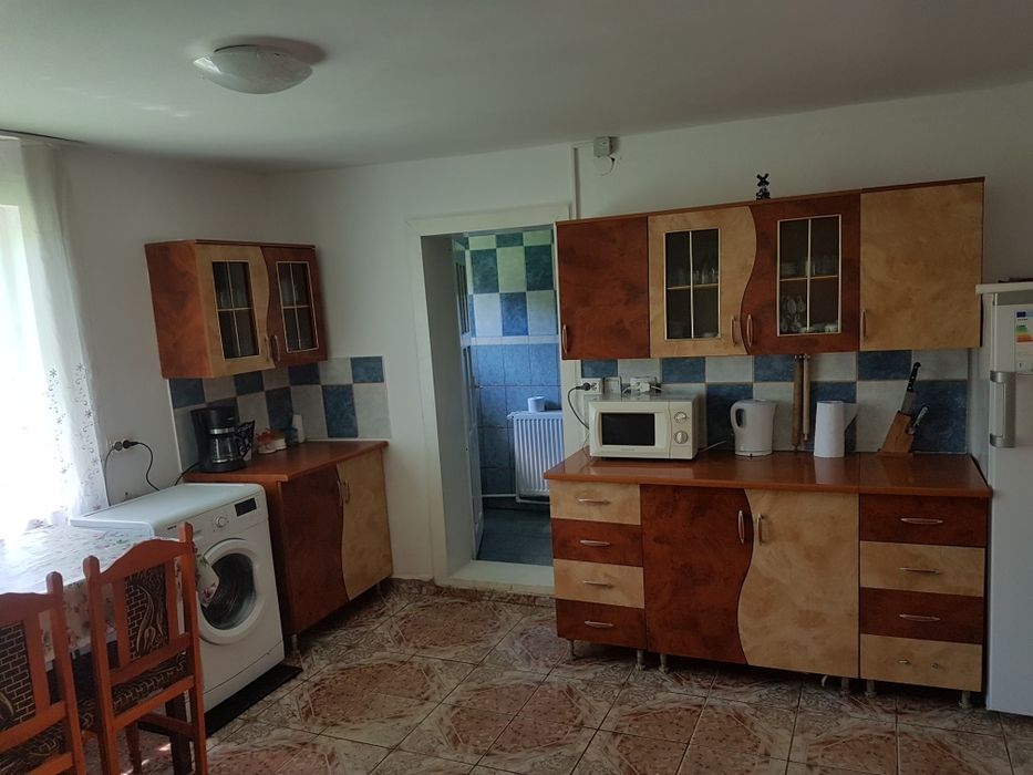 Închiriez cabana cu ciubar