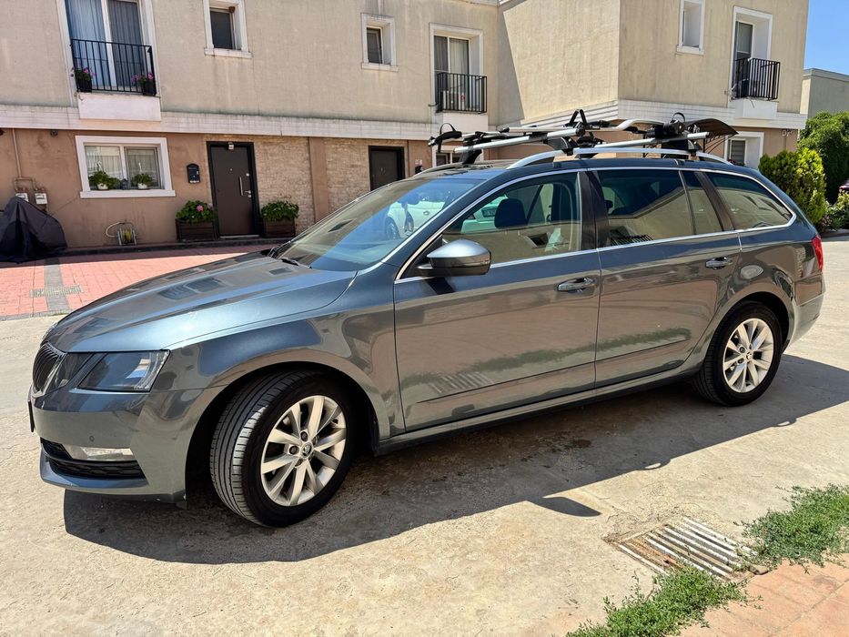 Skoda Octavia Primul propietar in RO . Masina impecabila . Accept orice test