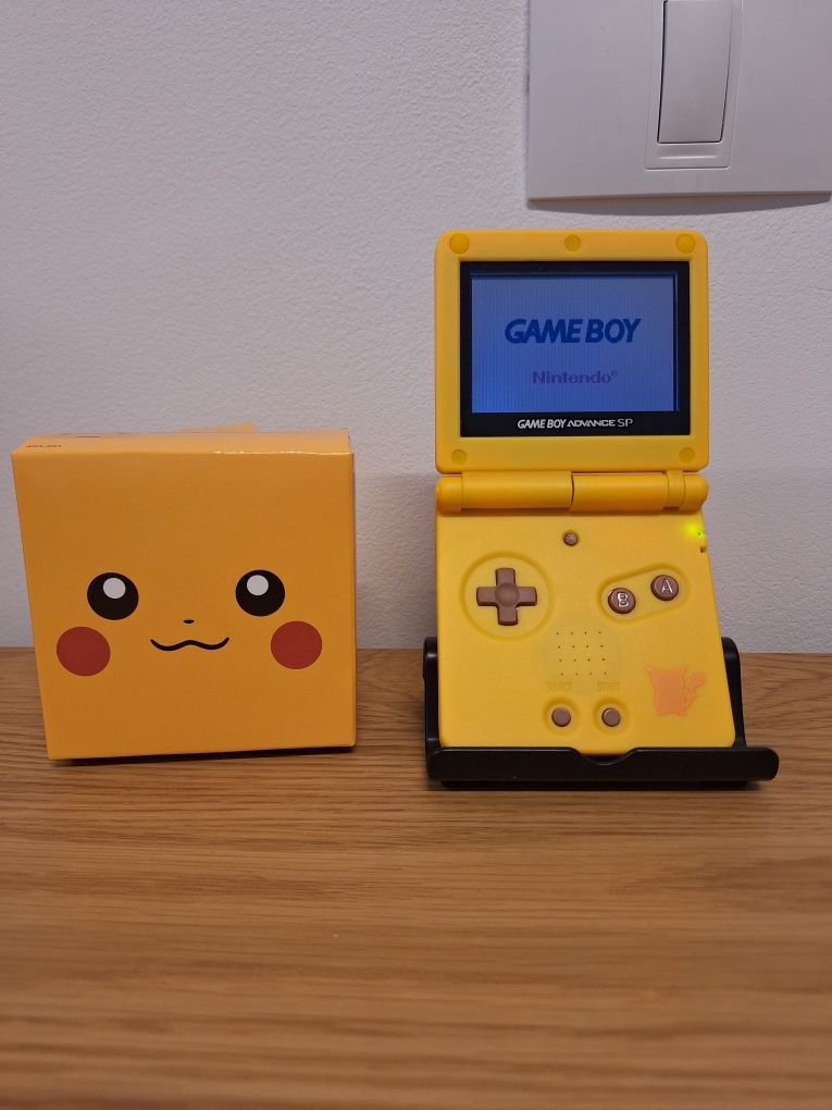 Nintendo Gameboy Advance SP Modat 160 jocuri incluse