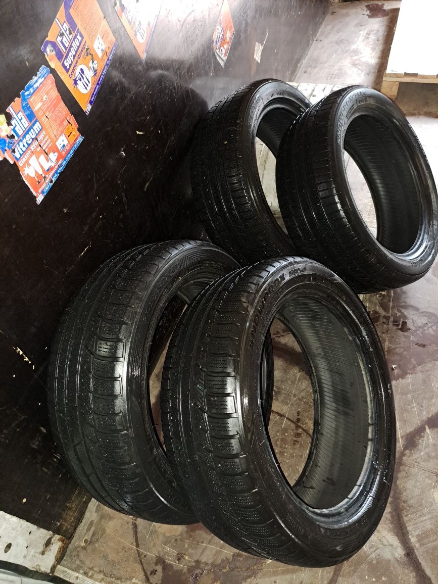 Зимни гуми 17-ски 205/50R17 марка TOYO
