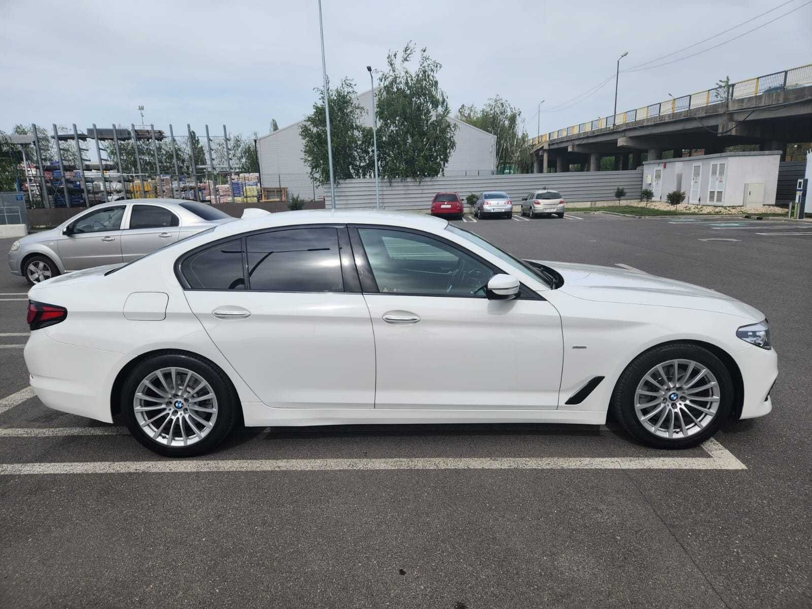 BMW 5 Series 520d SportLine - Diesel - Automatic - 190 hp Alb G30