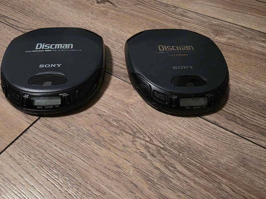 Плеър SONY Discman D-155 CD и SONY Discman D-151 CD
