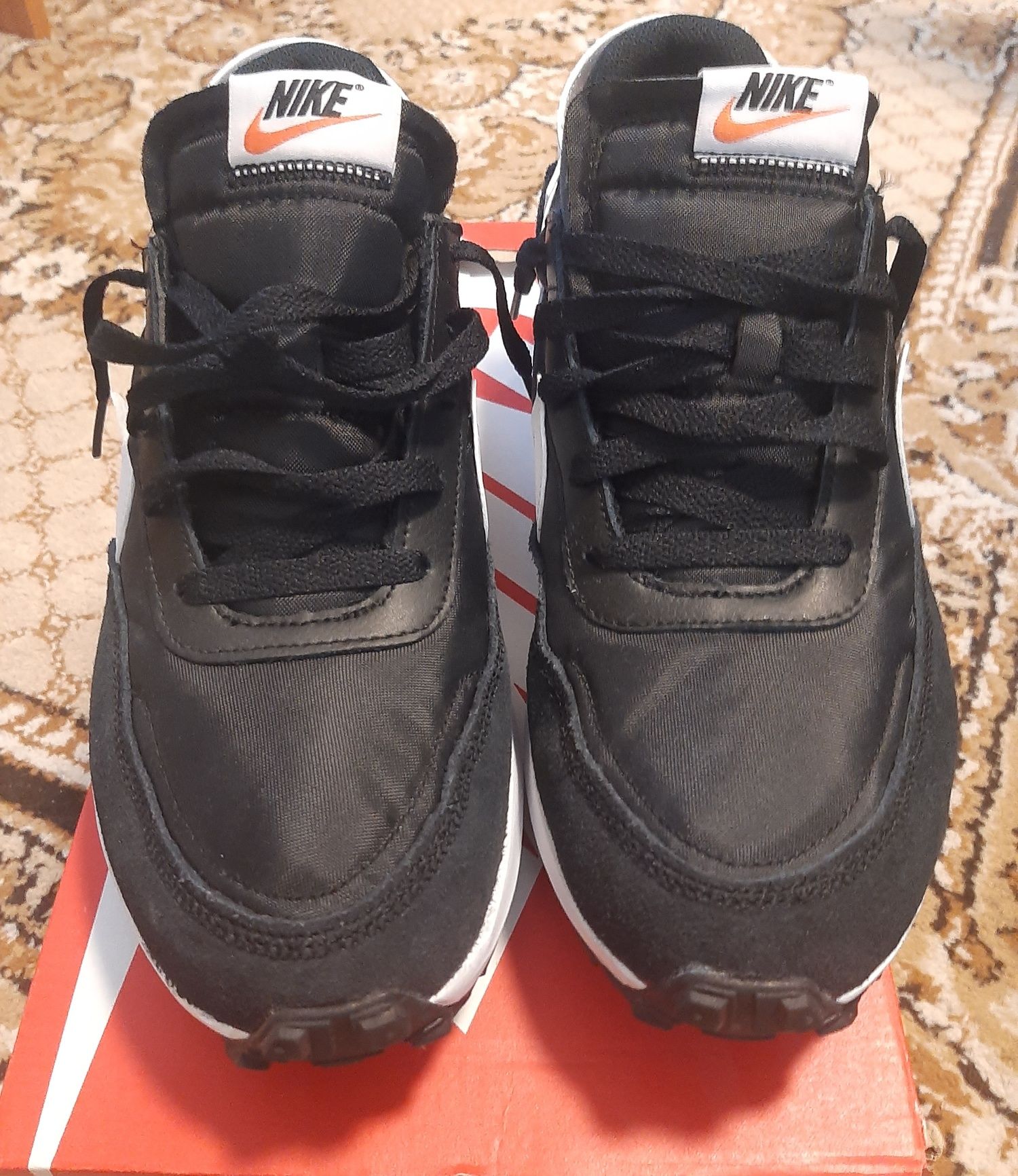 Nike waffle  debut