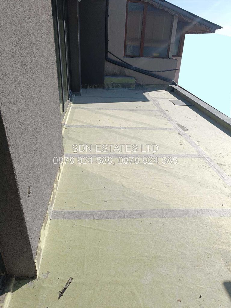 Продава се Четиристаен апартамент в Казанлък - 150 кв.м за 1020 €/кв.м - Снимка #3