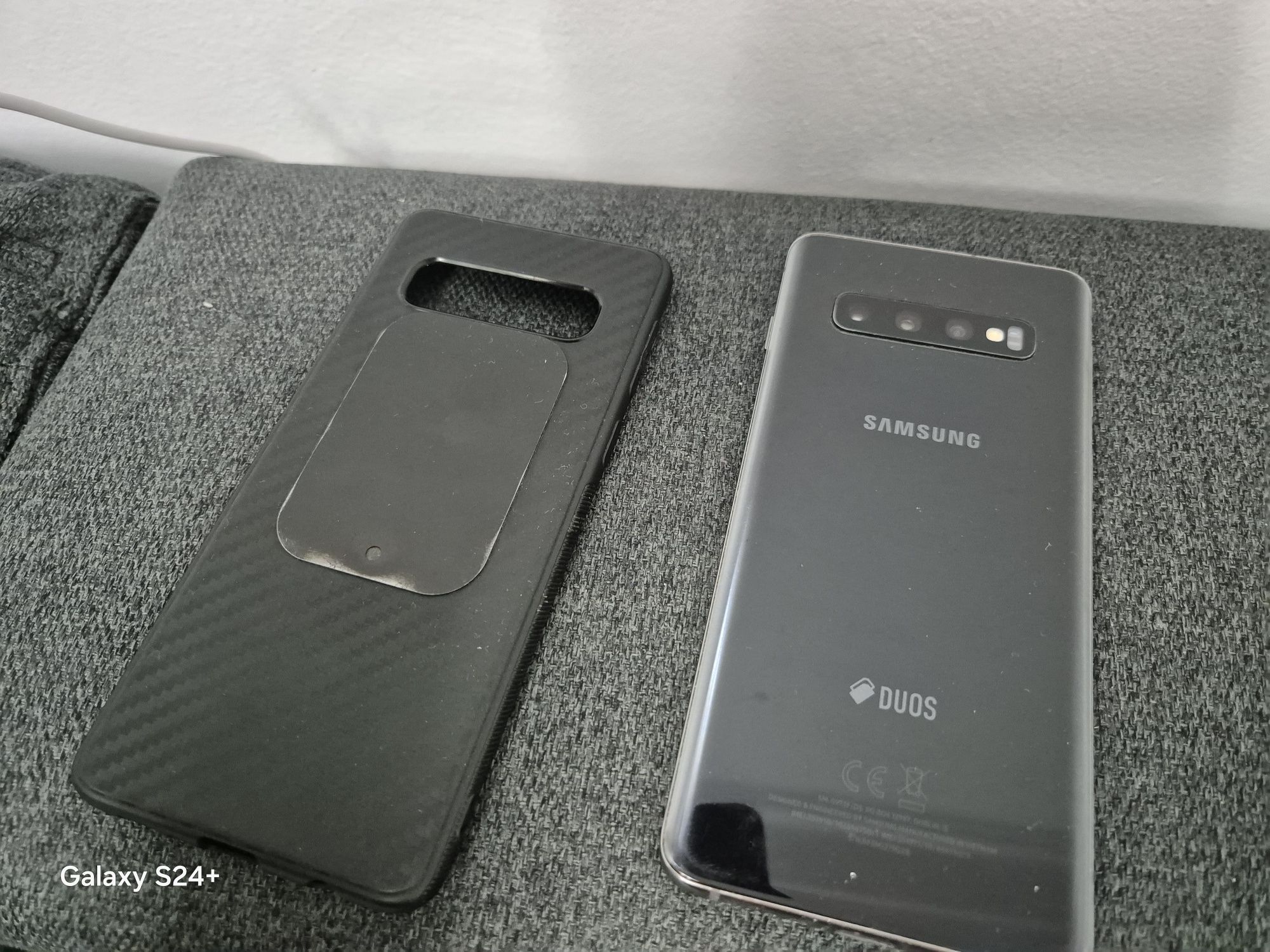 Samsung Galaxy S10 (128gb/8Gb)