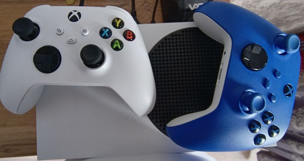 Продам Xbox series S
