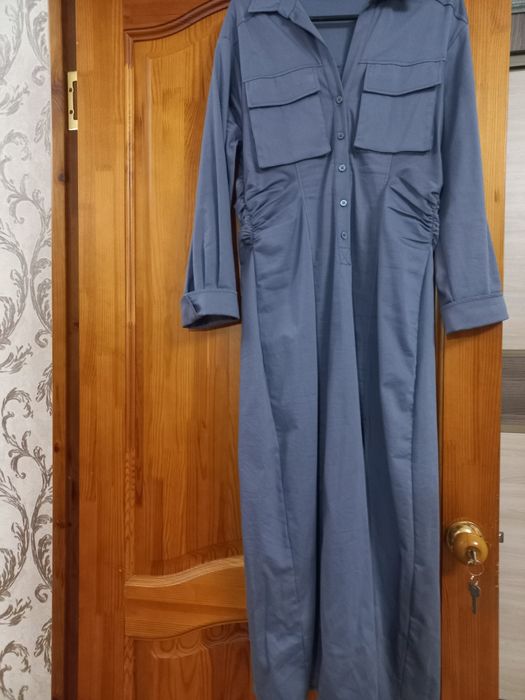 Платье серое  Zara