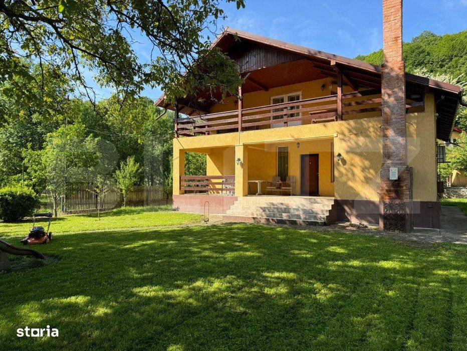 Casa individuala 4 camere plus casa de oaspeti, Drajna