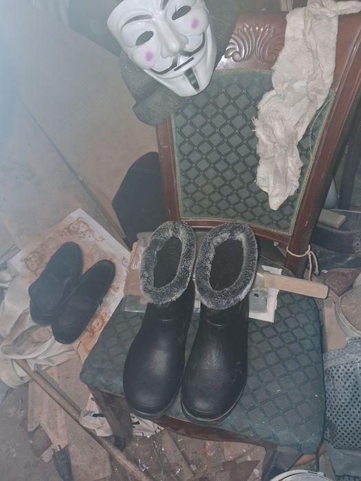 Зимняя обувь продам.