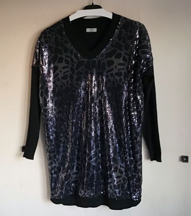 Pulover lung dama paiete model leopard F&F marimea M-L 12 UK impecabil