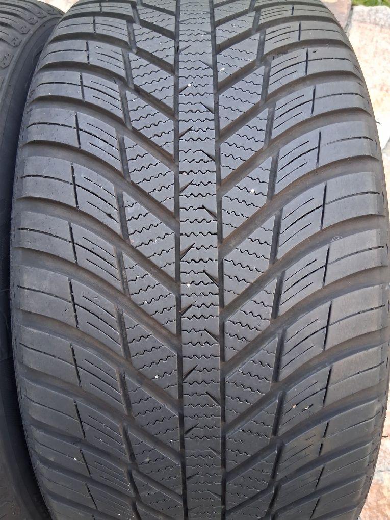 235 45 17 NEXEN 97V
