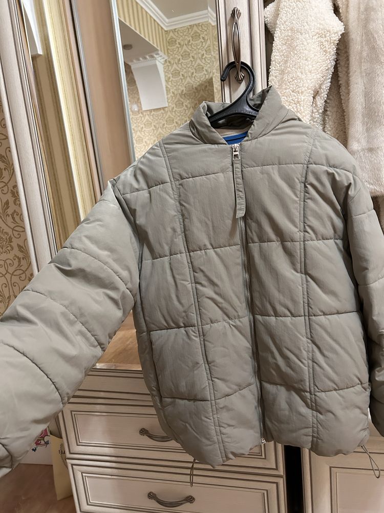 Продам куртки зимние и осенние