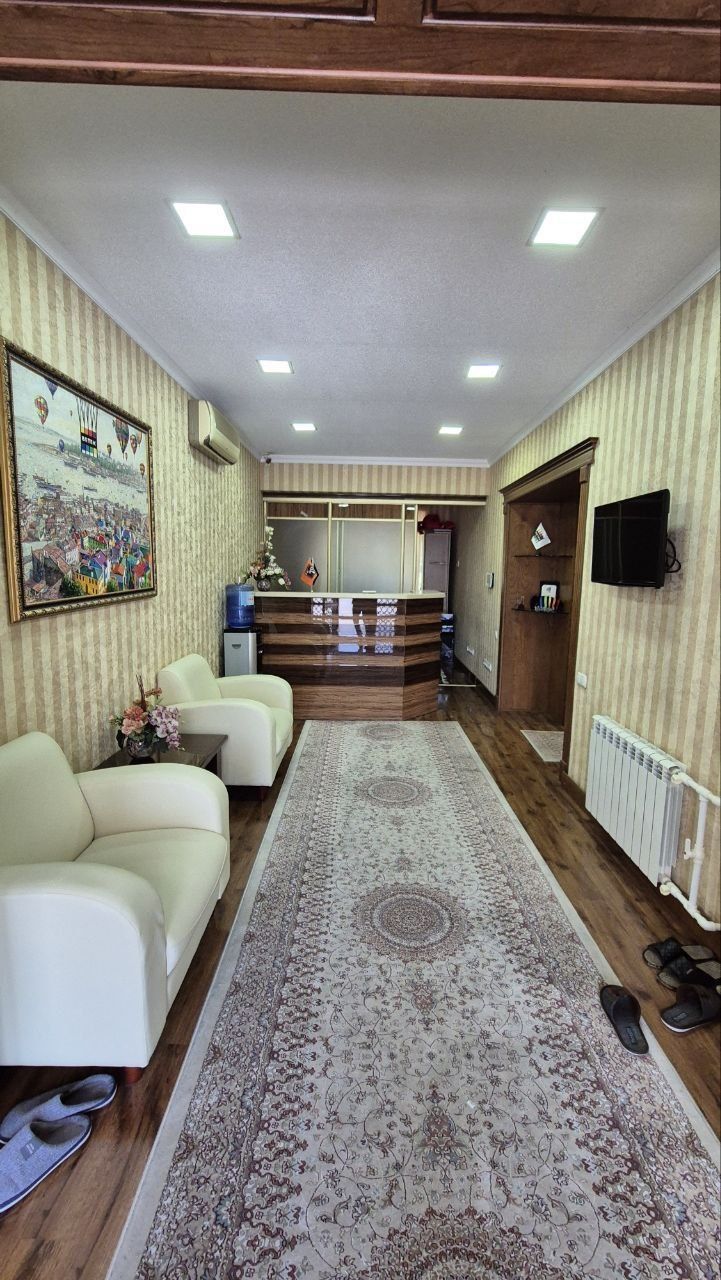 Аренда офиса в центре 250м² Пос-во Франции / Коммерческое помещение