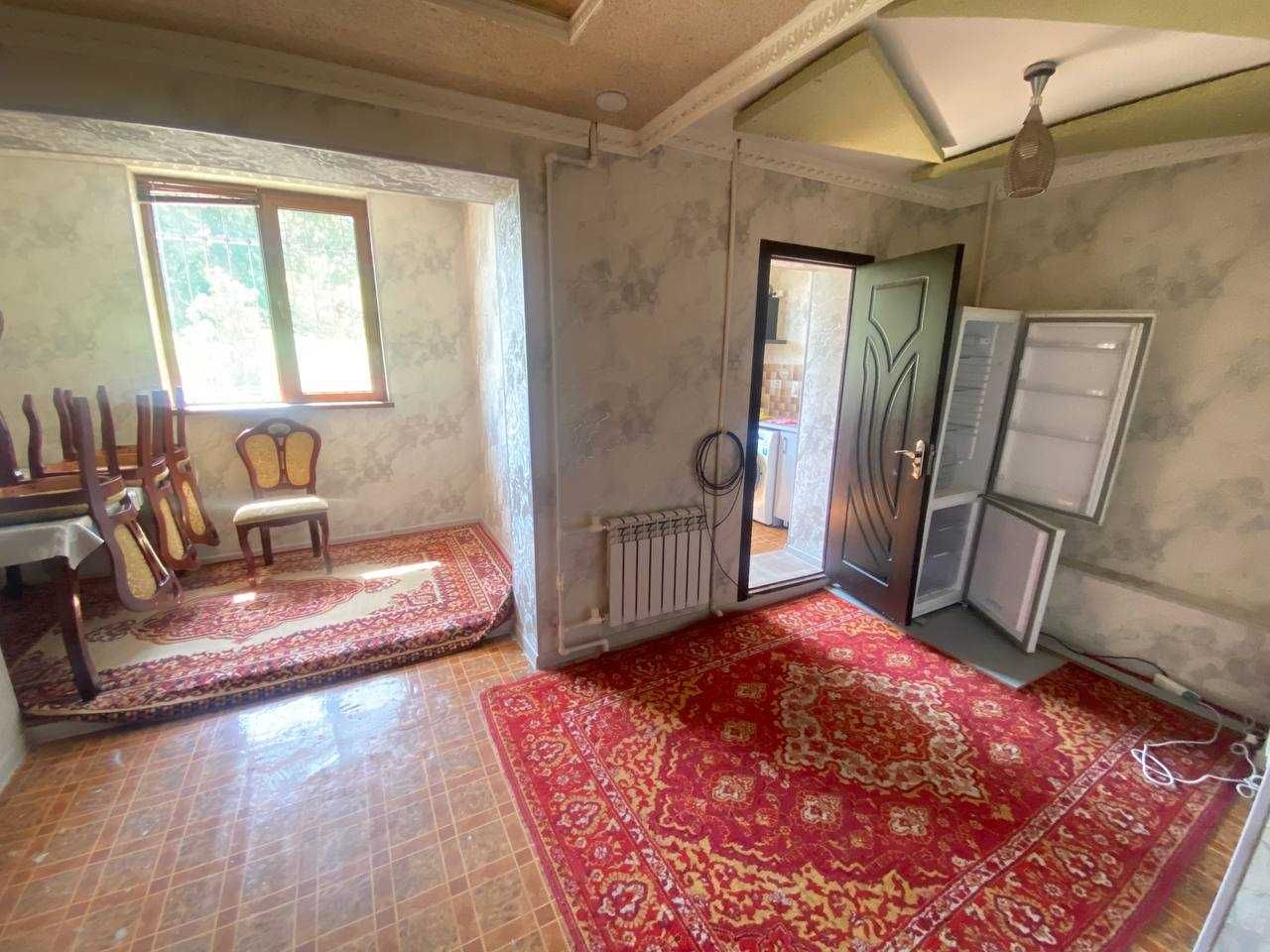 Сдам квартиру Чиланзар 5, ул.Мукимий, Спорт товары 3-х комнатная.