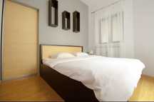 Închiriez apartament cu 2 camere, zona centrală