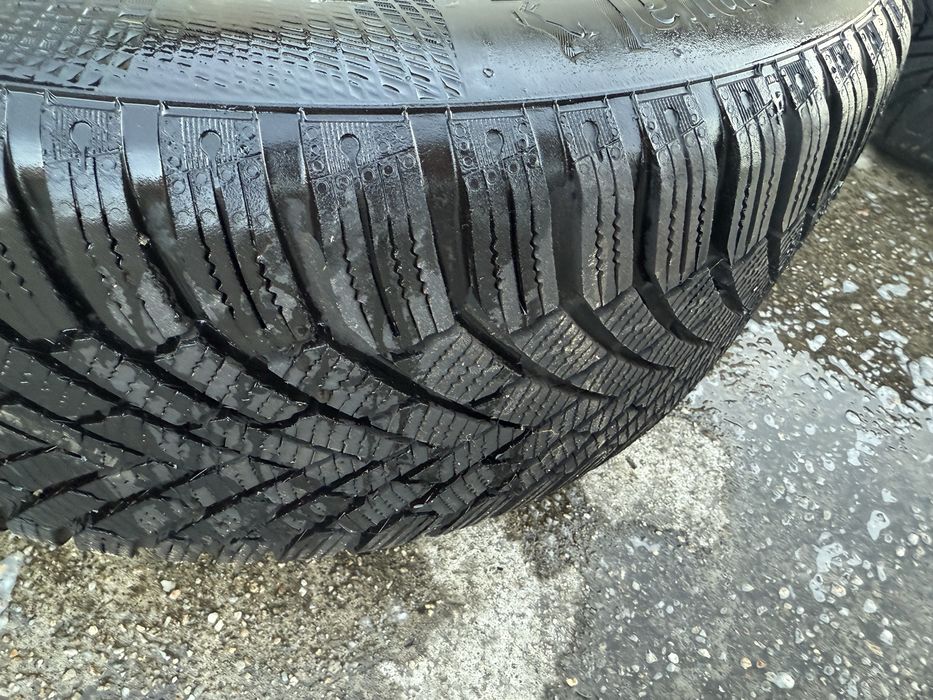 Jante aliaj 17 -5x112 +anvelope iarna 225/50/17 audi wv skoda