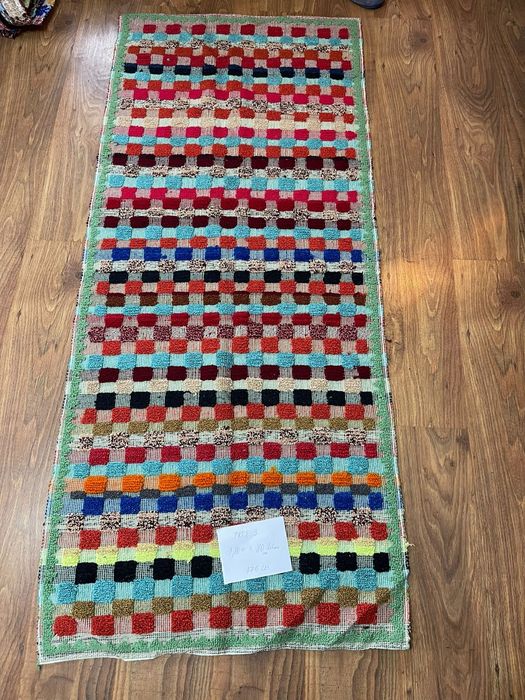 Vând cuverturi,preșuri,macaturi,velințe etc