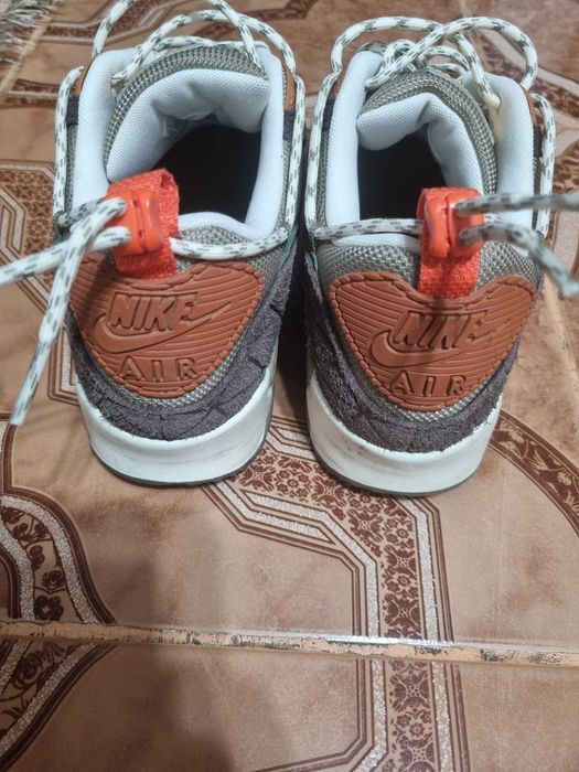 Nike AIR MAX 90 SE