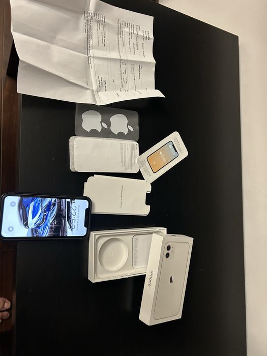 Vand telefon iphone 11