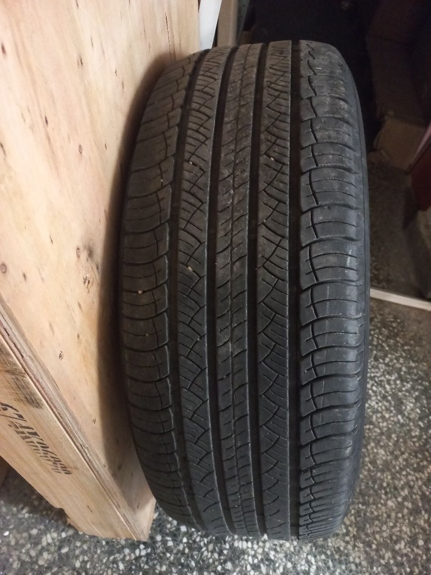 4 бр. Летни гуми Michelin latitude 235/60/18