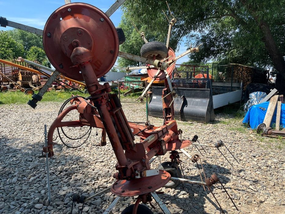 Greblatoare de împrăștiat fin Kuhn