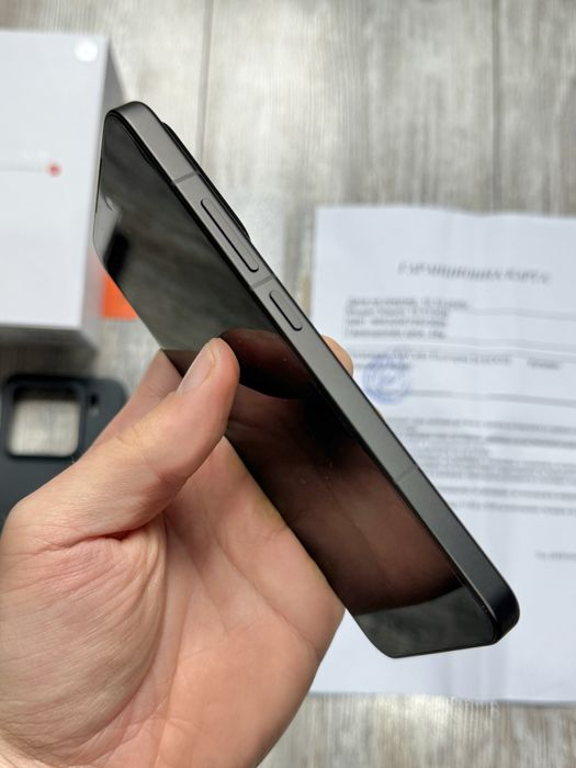 Xiaomi 15 512 GB 5G 12+12 GB Ram Нов и Гаранционен още 2 г.