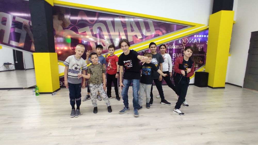 Тренер по брейкингу, олимпиец, международный батлер