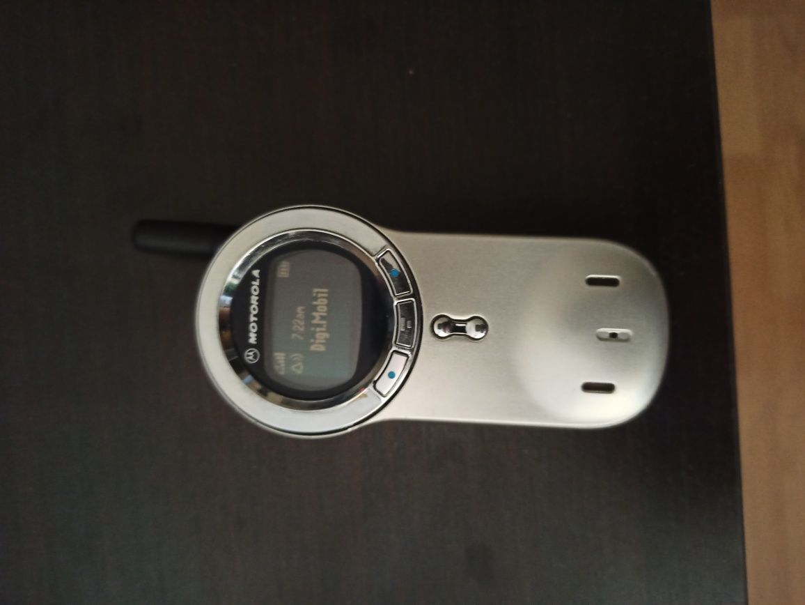 Motorola v70 în stare bună
