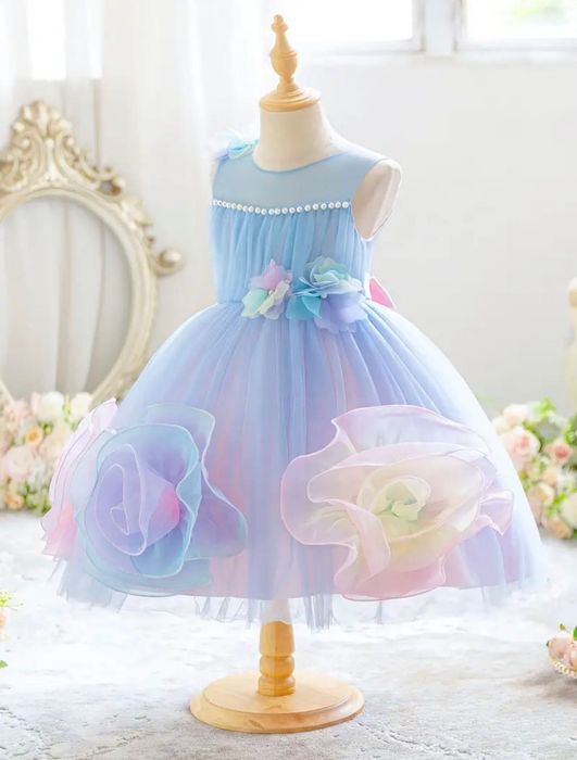 Нарядное детское платье