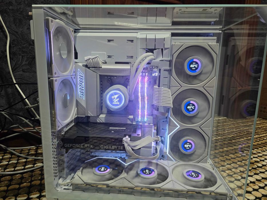 Кейс без видеокарты. X870E, 7800x3d, 32GB DDR5, 1 TB SSD