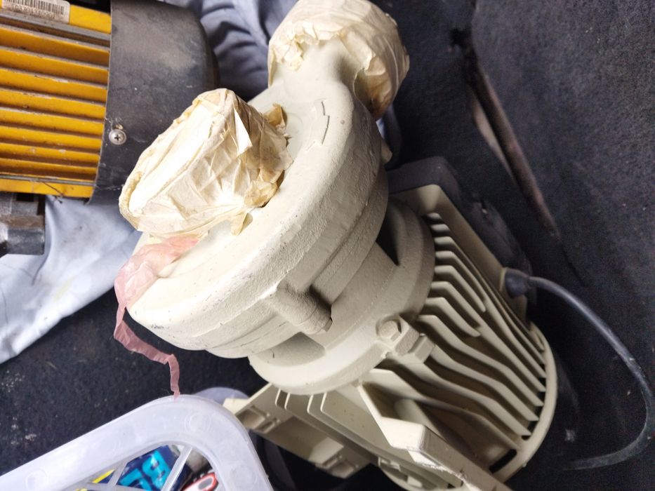 Электронасос водяной