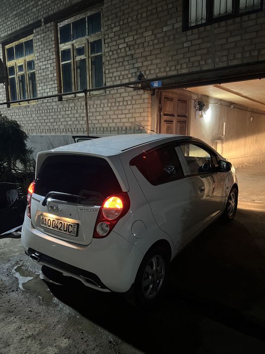 Спарк автомат сотилади 2014 йил краска тоза Юргани 128 км