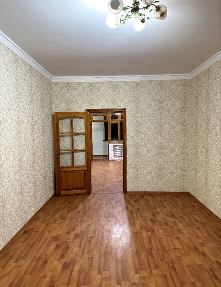 Срочно!!! Продаётся 2в3 ком квартира Чиланзар 20 кв