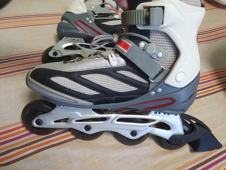 Role marca Cups, folosite o singură dată