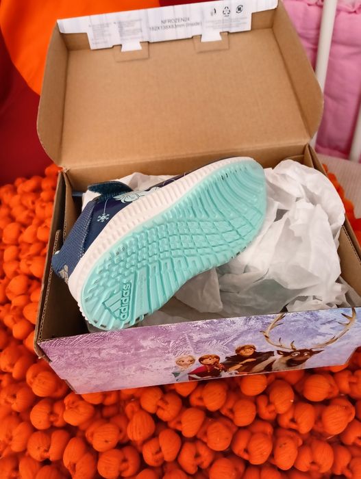 Бебешки маратонки adidas frozen