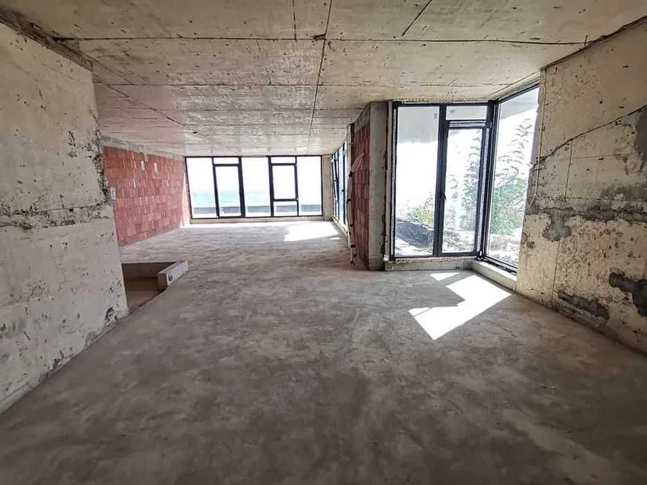 Продава се Двустаен апартамент в Обзор - 145 кв.м за 1725 €/кв.м - Снимка #4