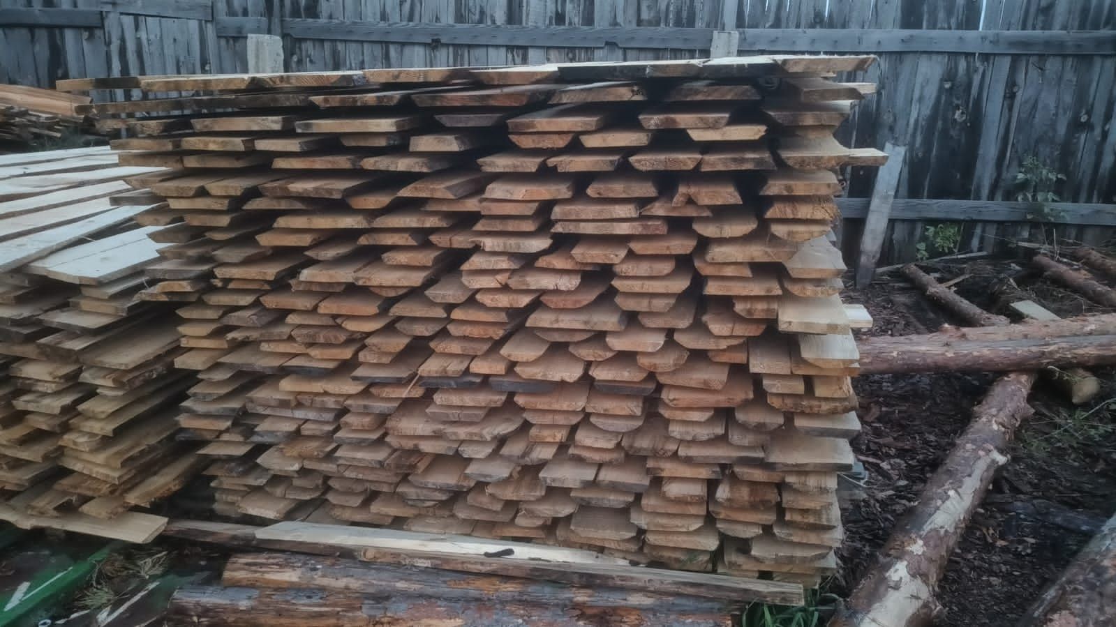 Продам доску сосновую необрезную