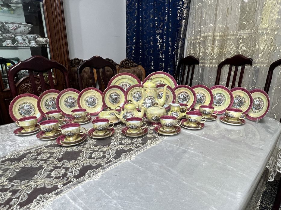 Сервис , »Мадонна» 12 персон.