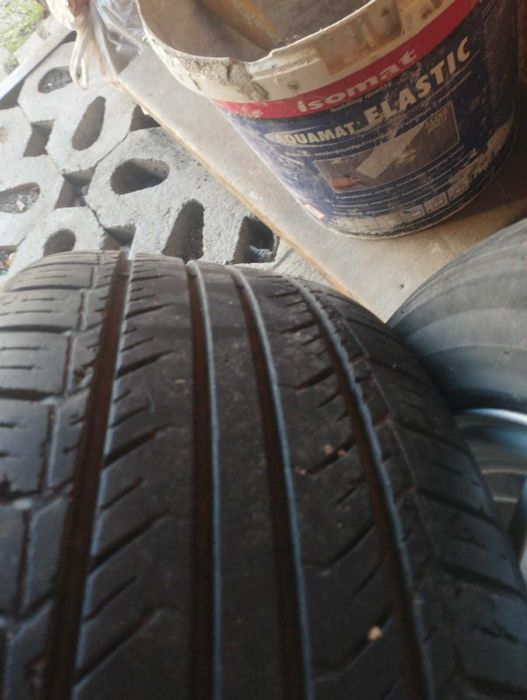 Летни гуми с джанти Мерцедес В класа