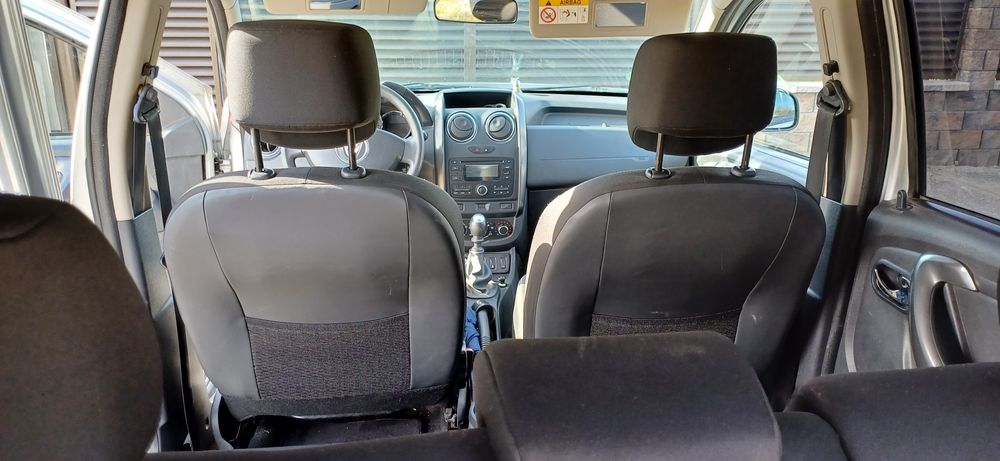 Vând Dacia Duster 4x4dci