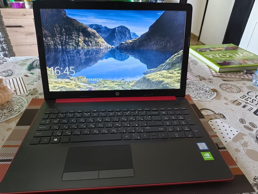 HP 15da0129nu | Intel Core I3 | 16 RAM | Nvidia
